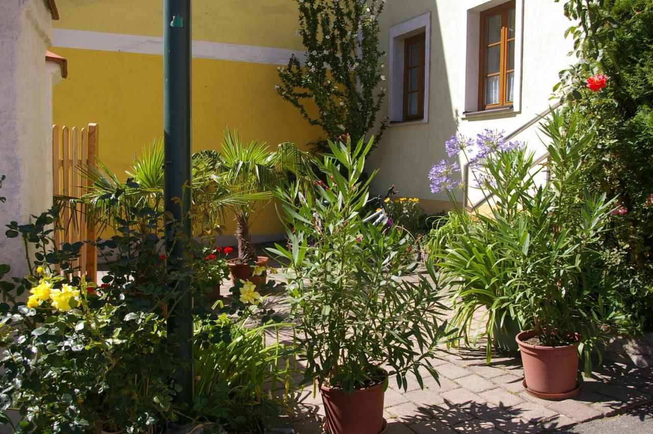 Ferienwohnung Zum Kapuziner 波伊斯多夫 外观 照片
