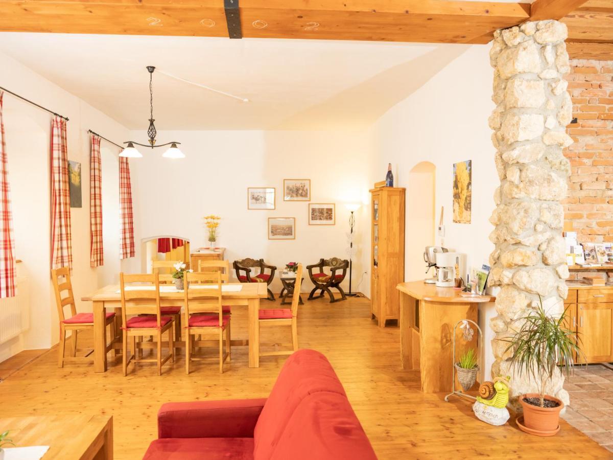 Ferienwohnung Zum Kapuziner 波伊斯多夫 外观 照片