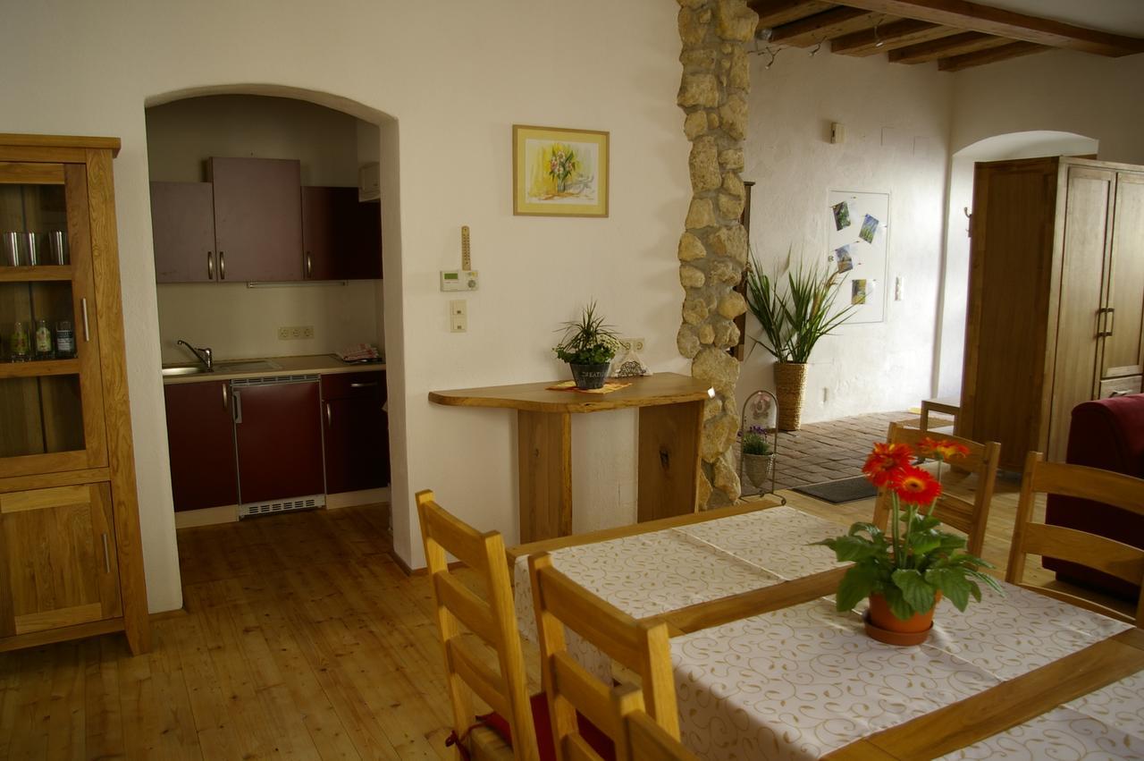 Ferienwohnung Zum Kapuziner 波伊斯多夫 外观 照片